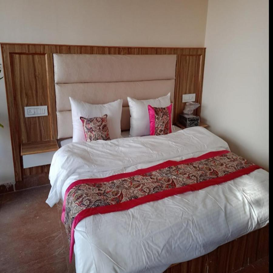 Resort The Himalayan Odyssey And Cottages 达兰萨拉 外观 照片